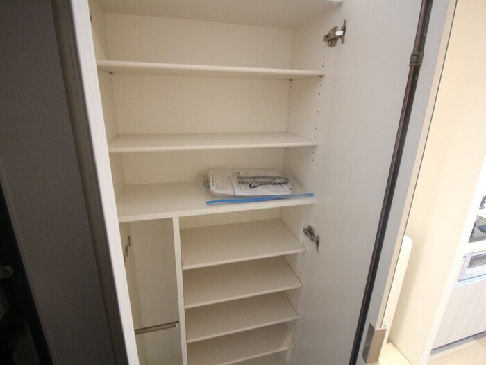 物件内観写真20　(靴箱)