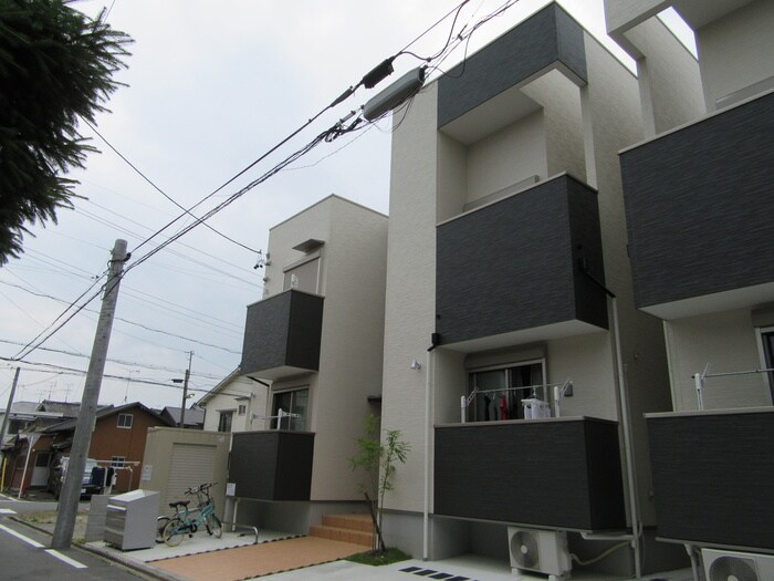 物件外観写真6　(外観写真)