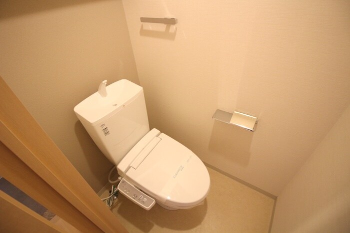 物件内観写真11　(トイレ)