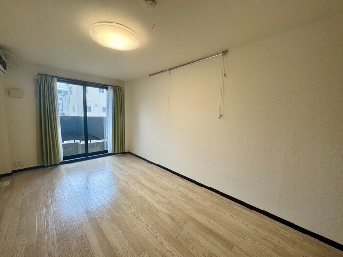 物件内観写真21　(居室)