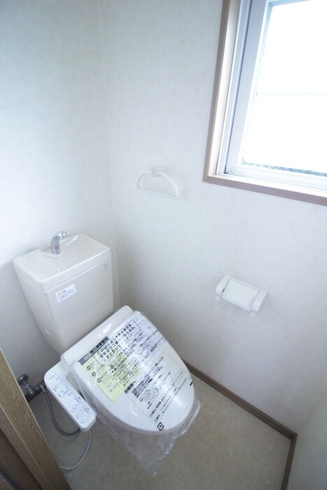 物件内観写真16　(トイレ)