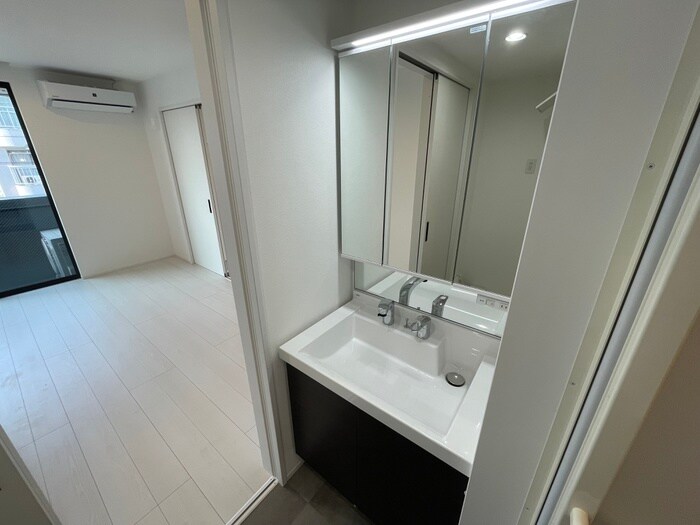 物件内観写真17　(洗面)