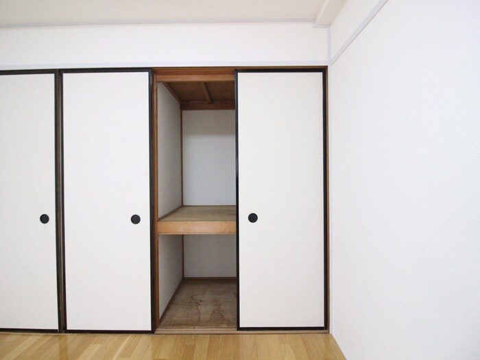 物件内観写真14　(収納)