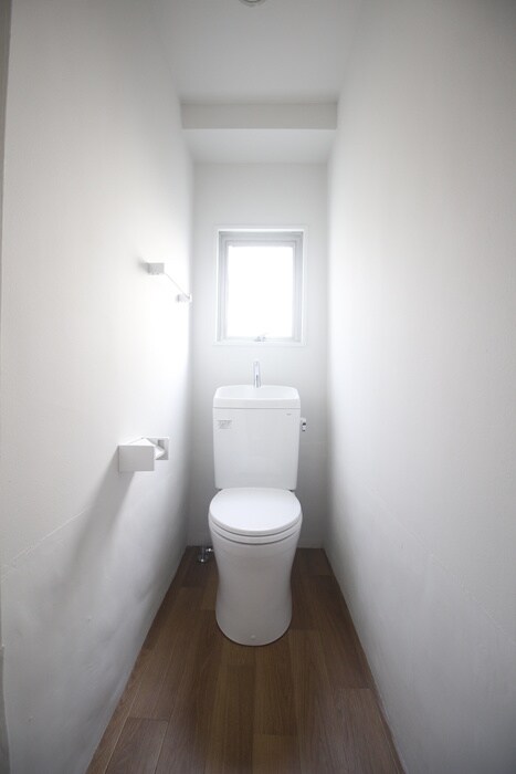 物件内観写真10　(トイレ)