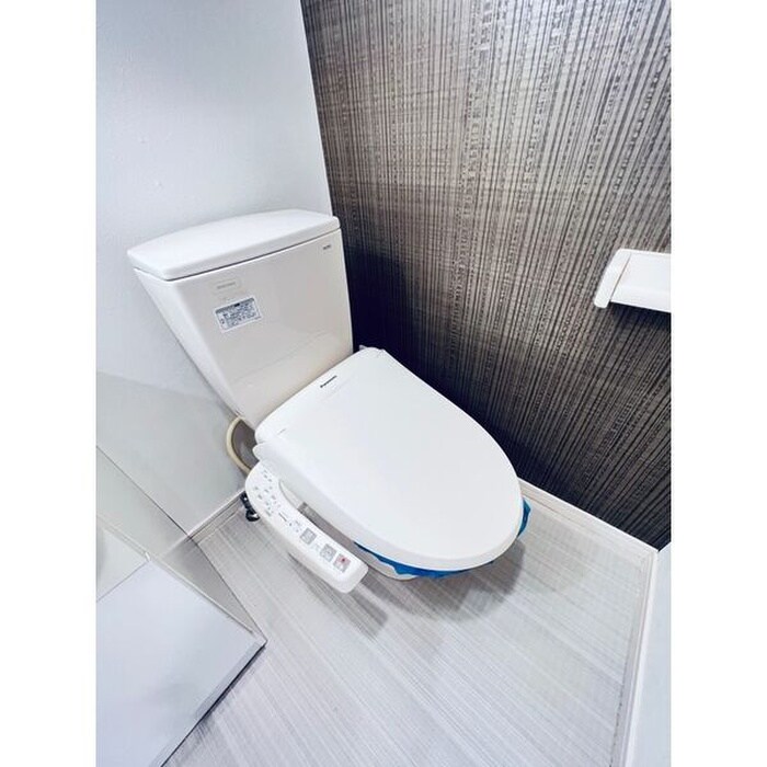 物件内観写真9　(トイレ)