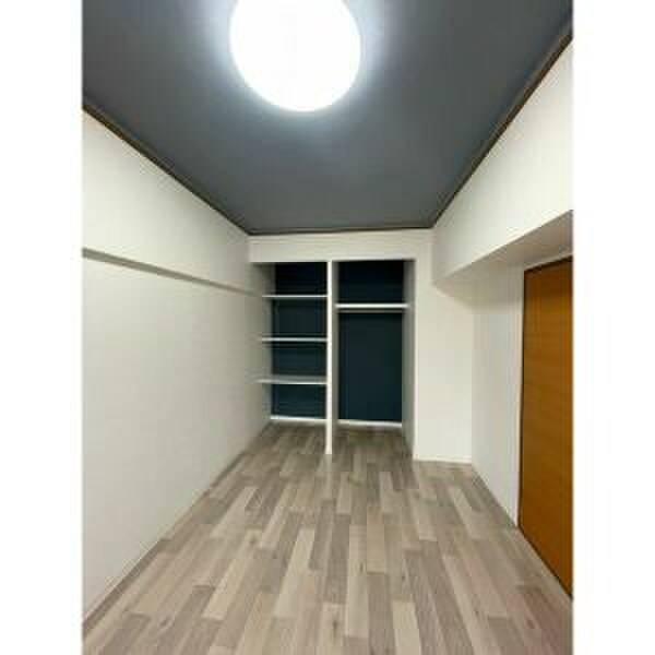 物件内観写真8　(居室)