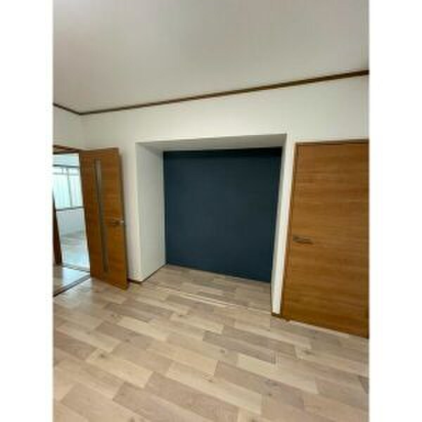 物件内観写真14　(廊下)