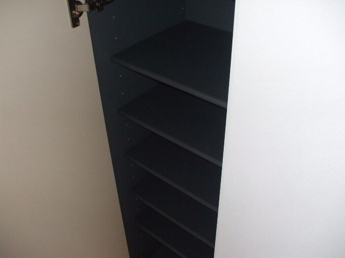 物件内観写真15　(靴箱)