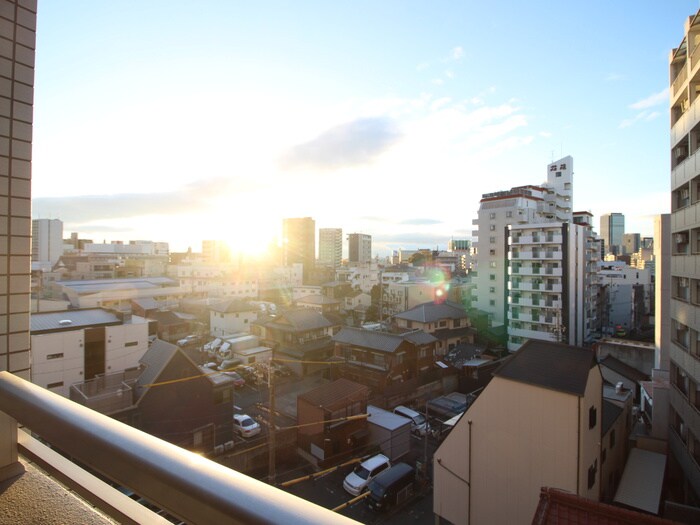 物件内観写真17　(室内からの展望)