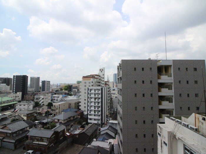 物件内観写真21　(室内からの展望)