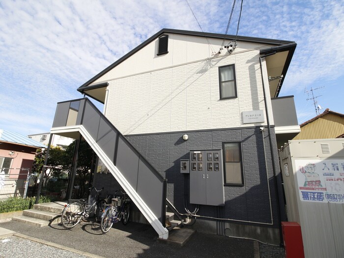 物件外観写真2　(外観写真)