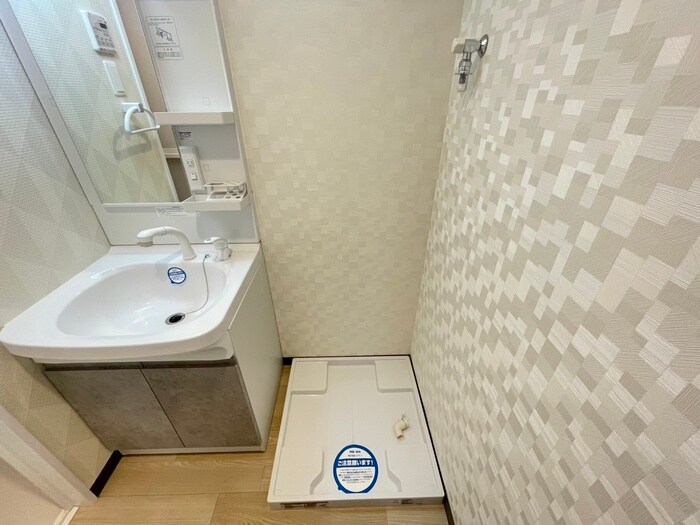 物件内観写真18　(洗濯機置場)