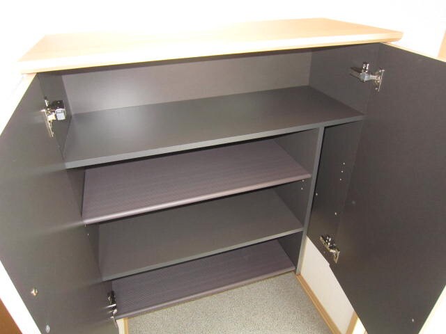 物件内観写真8　(靴箱)