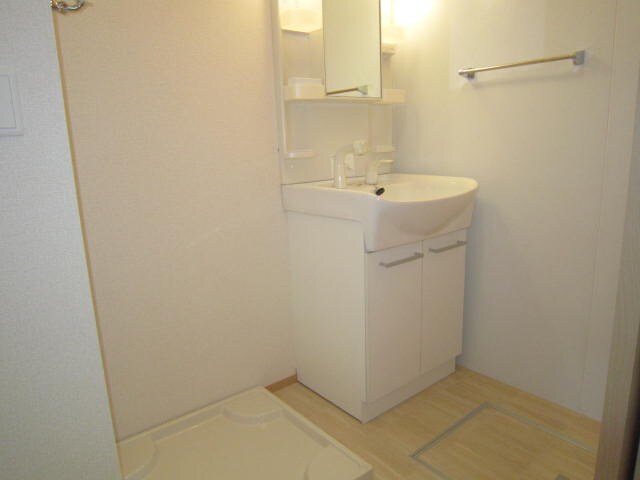 物件内観写真9　(洗面)