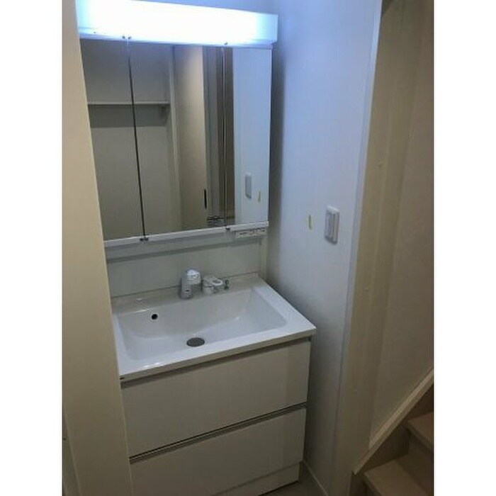 物件内観写真13　(洗面)