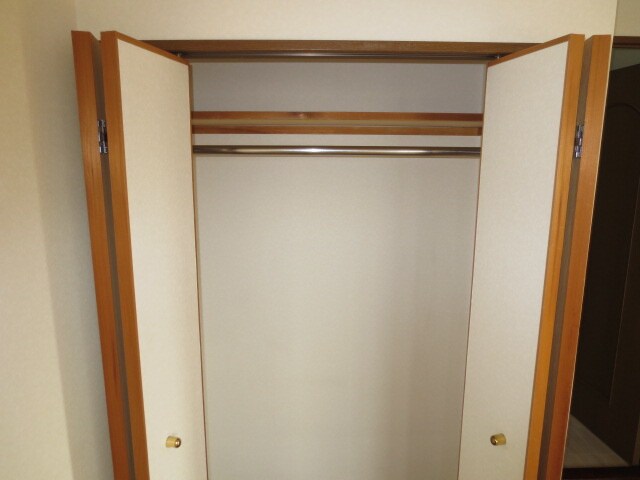 物件内観写真11　(収納)