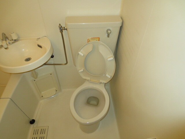 物件内観写真15　(トイレ)