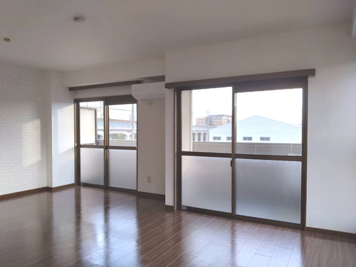 物件内観写真5　(居室)