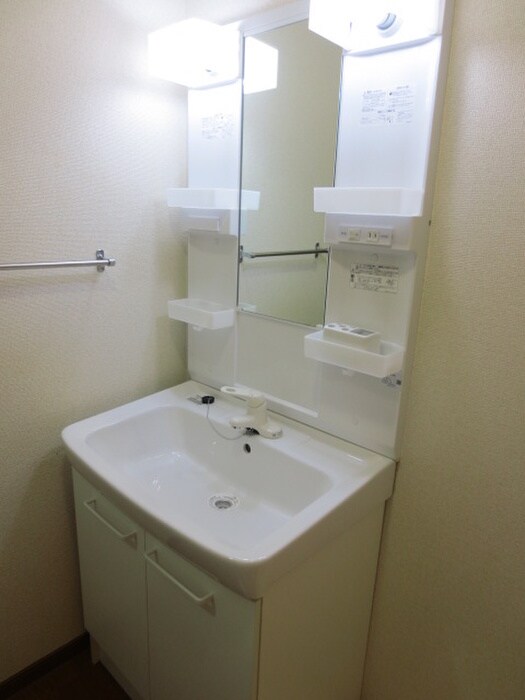 物件内観写真10　(洗面)