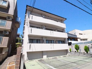 レジアス高社外観写真