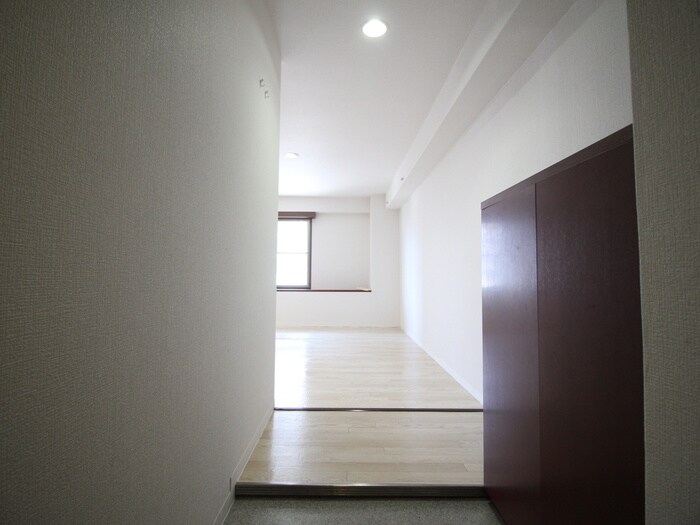 物件内観写真19　(廊下)