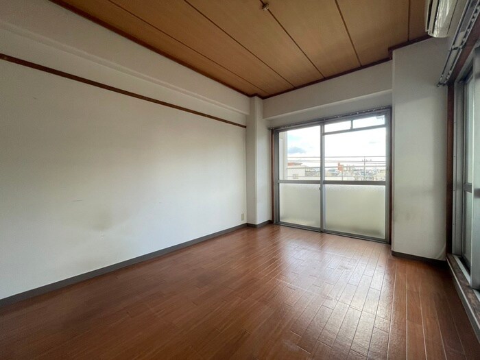 物件内観写真18　(居室)