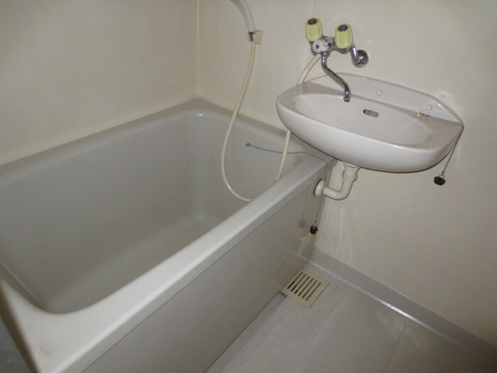 物件内観写真7　(バス／シャワールーム等)