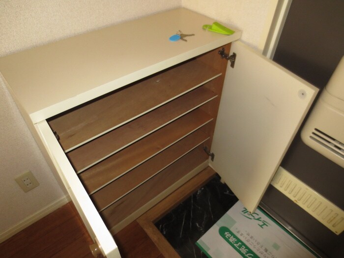 物件内観写真14　(靴箱)