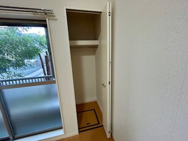 物件内観写真12　(収納)