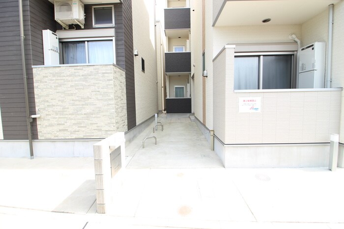 物件外観写真4　(外観写真)