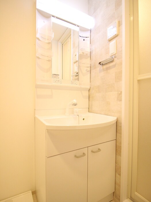 物件内観写真11　(洗面)