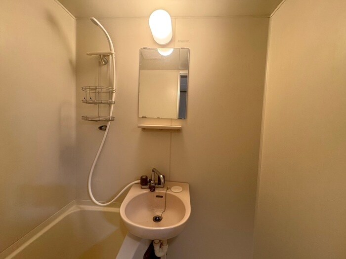 物件内観写真11　(洗面)