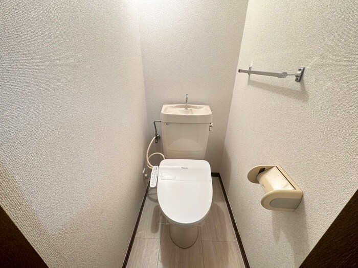 物件内観写真12　(トイレ)