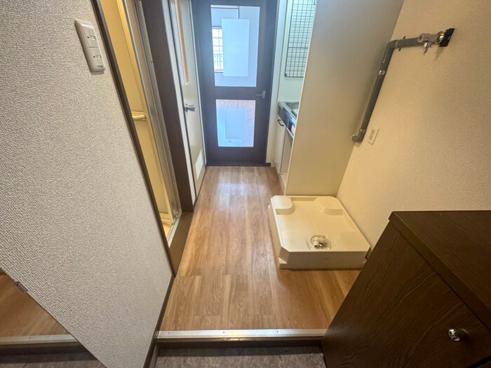 物件内観写真15　(廊下)