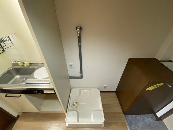 物件内観写真20　(洗濯機置場)