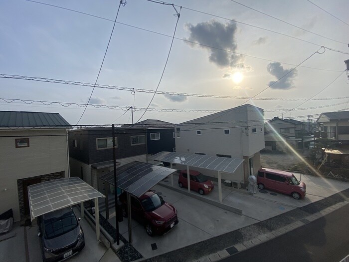 物件内観写真22　(室内からの展望)