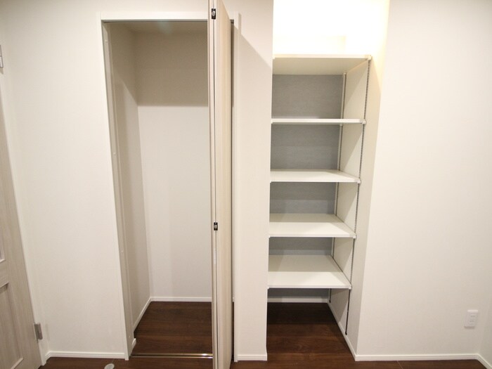 物件内観写真18　(収納)