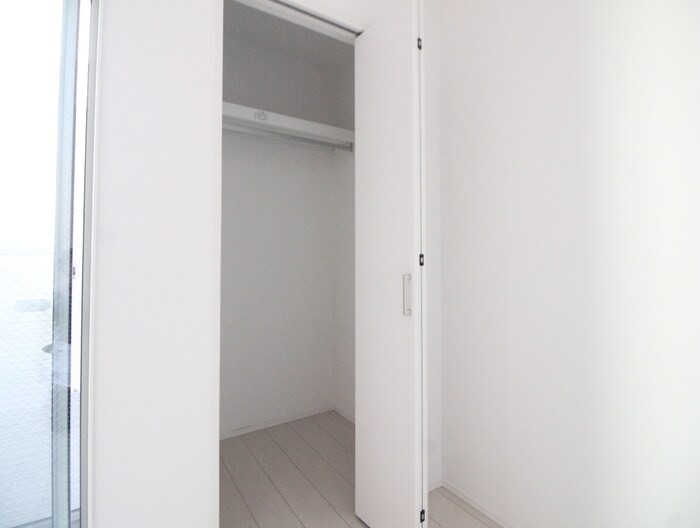 物件内観写真10　(収納)