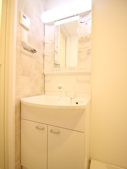 物件内観写真10　(洗面)