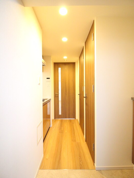 物件内観写真17　(玄関)