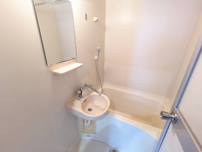 物件内観写真12　(バス／シャワールーム等)