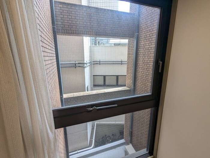 物件内観写真18　(室内からの展望)