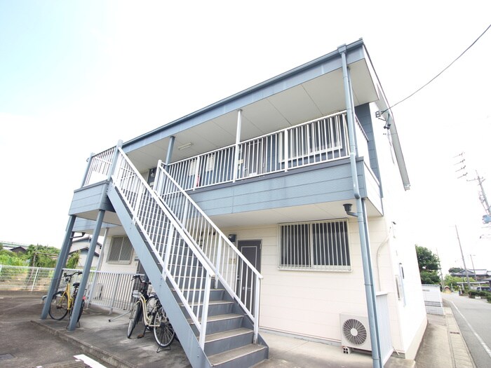 サープラスII東三本松の物件外観写真