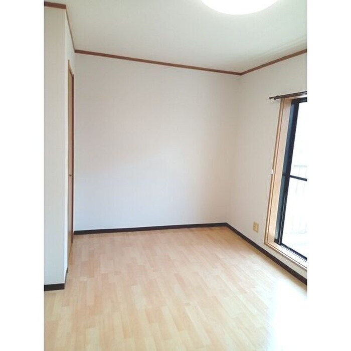 物件内観写真3　(内観写真)