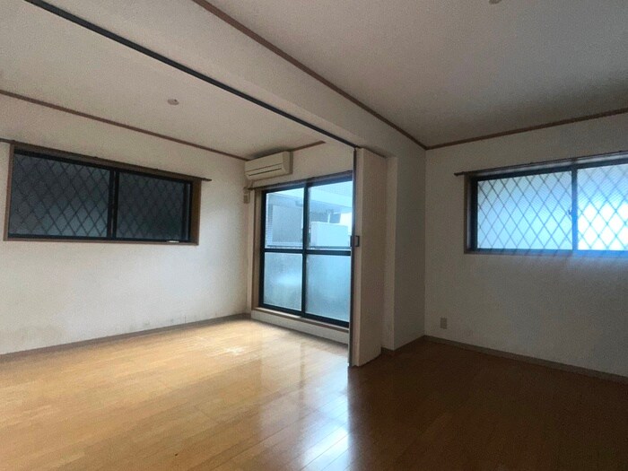 物件内観写真6　(居室)