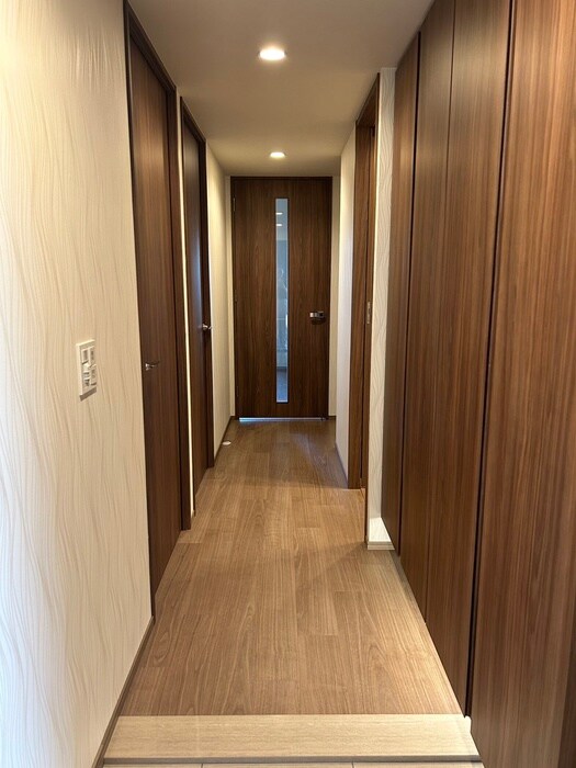 物件内観写真17　(廊下)