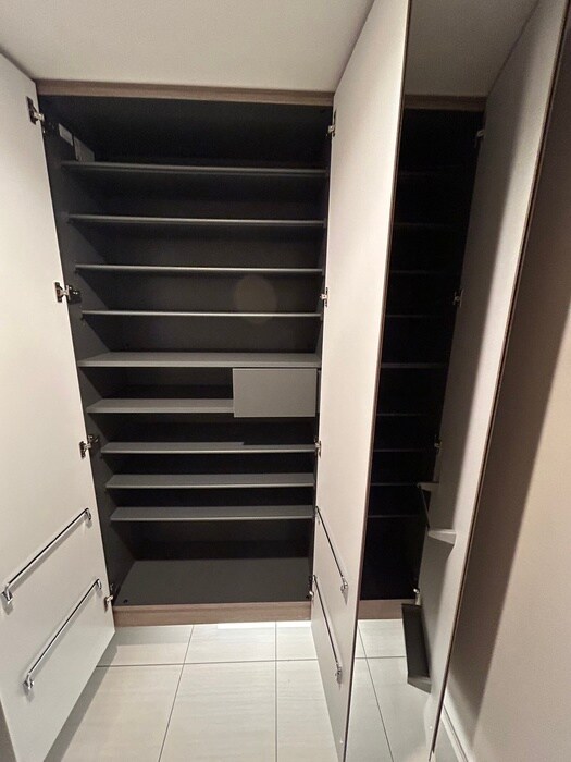 物件内観写真17　(靴箱)