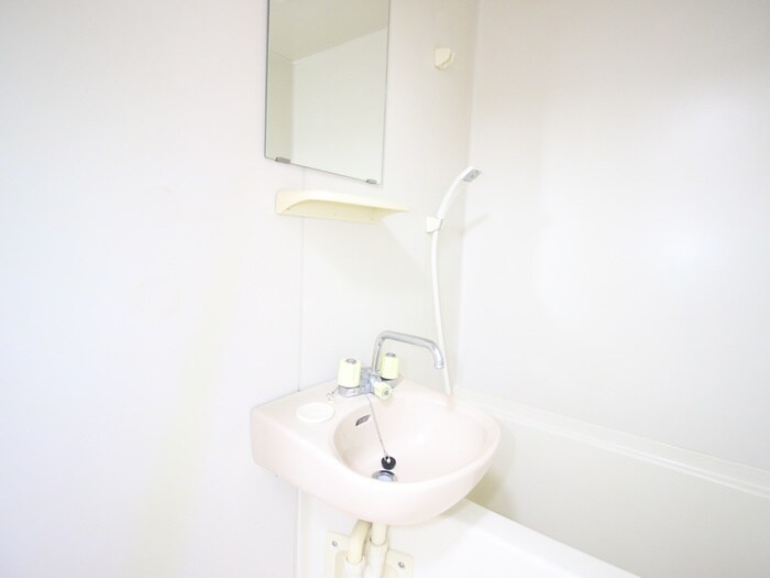 物件内観写真12　(洗面)