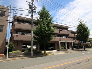 セレニ－ル香南外観写真