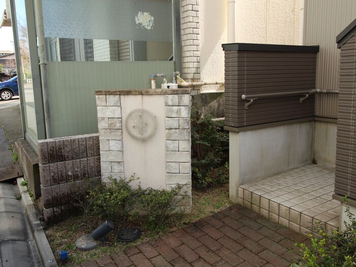ビル－チェ並木Ｂ棟の物件外観写真